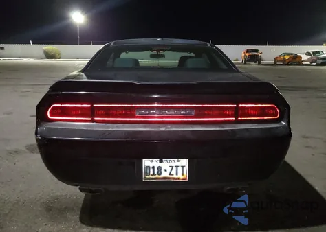 2014 Dodge Challenger Sxt из США, поврежденный, VIN 203916